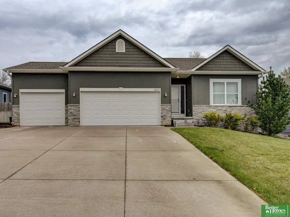4623 S 193rd St, Omaha, NE 68135