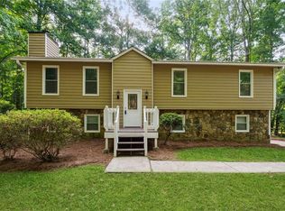 247 Sabrina Ct, Woodstock, GA 30188