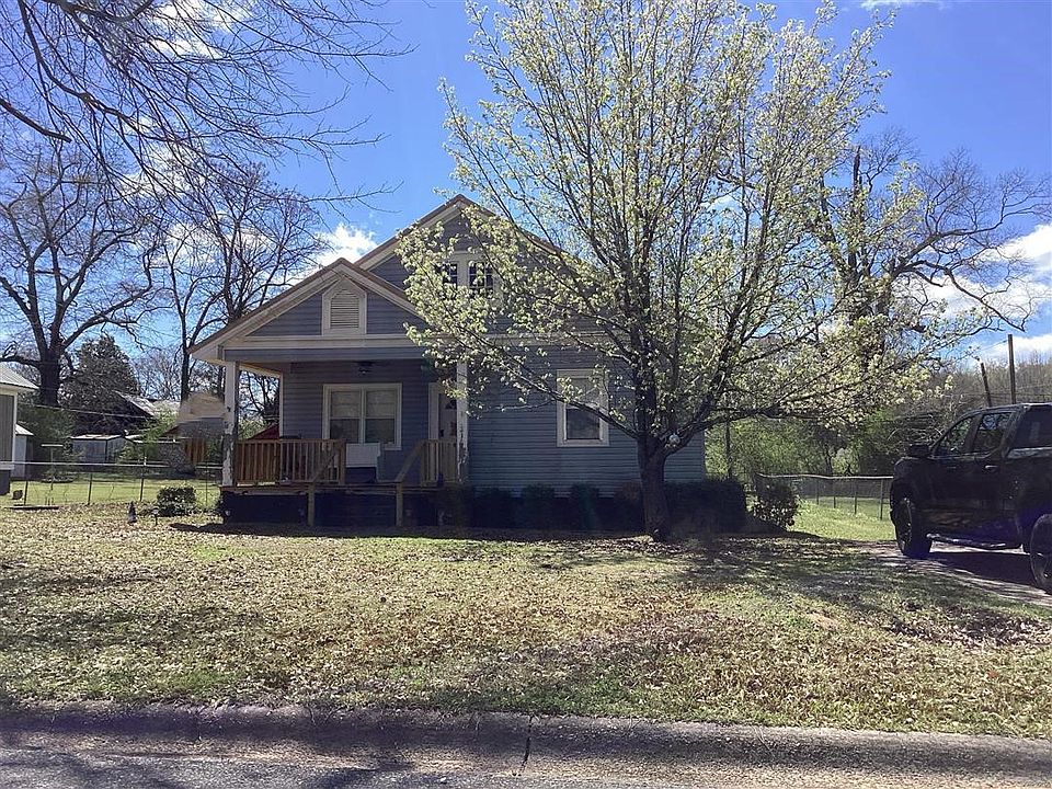 1st image of 2416 35th St