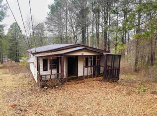 286 Pine Ave, Commerce, GA 30529