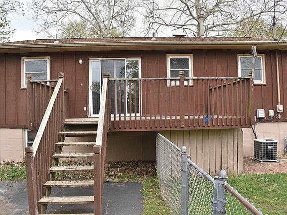 5th image of 539 Greenview Ave