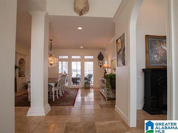 3rd image of 111 Pine Harbor Way