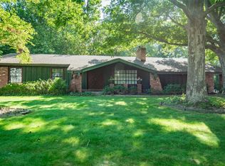 22 Conway Ln, Saint Louis, MO