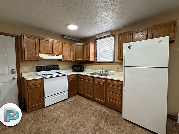 5th image of 301 S Todd St #2