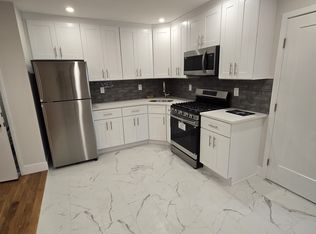 1032 Van Duzer St, Staten Island, NY 10304