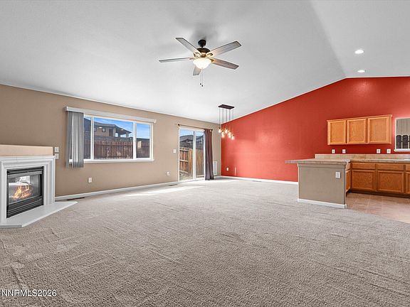 2nd image of 408 Fort Sutter Blvd