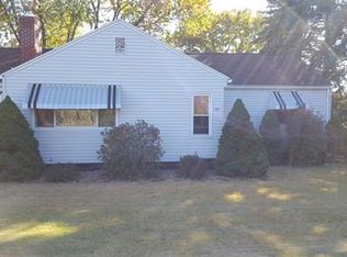 129 West Ave, Ludlow, MA 01056