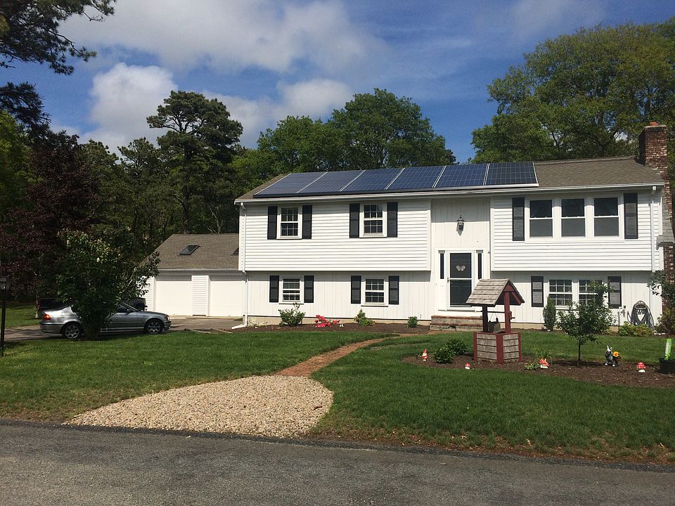 1st image of 22 Yeoman Dr