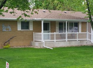 301 Sterling St, Washington, IL 61571