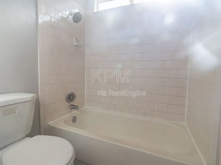 445 Almond Dr #80 — Photo 12