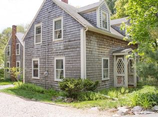 19 Curve St, Medfield, MA 02052