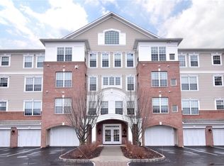 244 Regency Dr, Fishkill, NY 12524