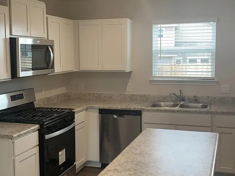 9539 Ranch Loop — Photo 4