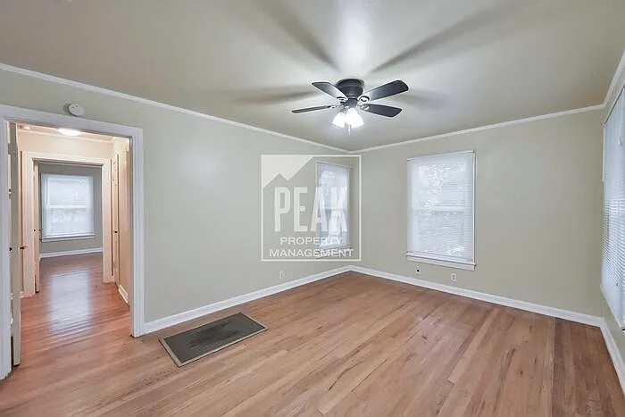 4437 Donnelly Ave — Photo 4