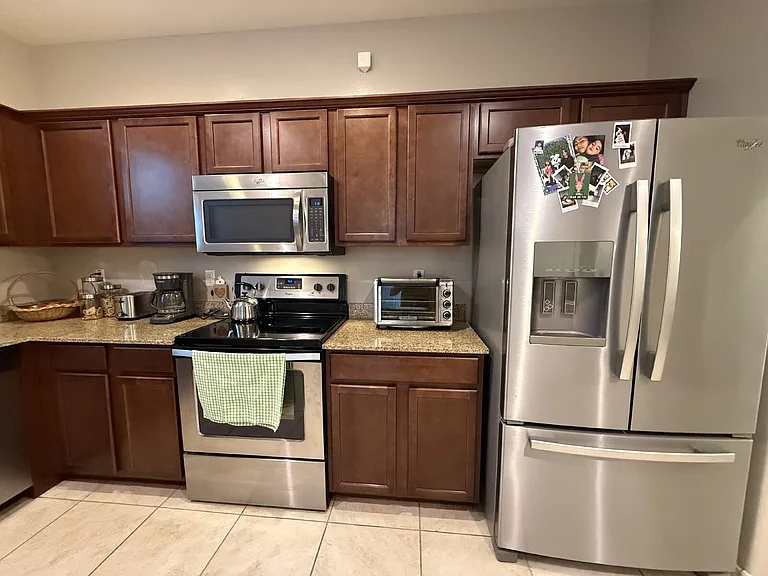 17717 W Mandalay Ln — Photo 12