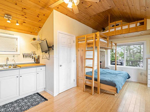 4th image of 937 Weirs Blvd #11 & 12