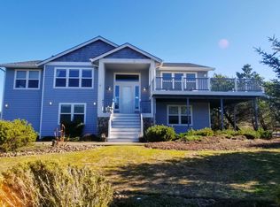 89547 Ocean Dr, Warrenton, OR 97146