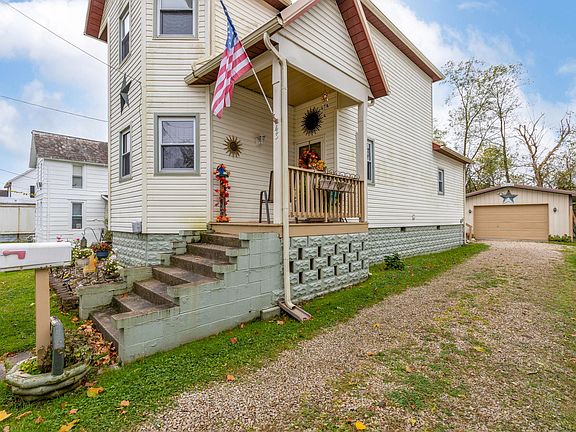 3rd image of 43 Franklin Ave
