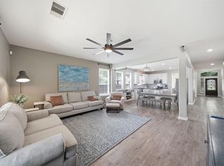 8911 Henrico Ln, Rosenberg, TX 77469