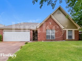 6546 Valley Oak Dr, Memphis, TN 38141