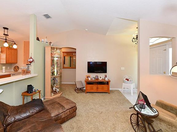 5th image of 4208 Fernway Dr