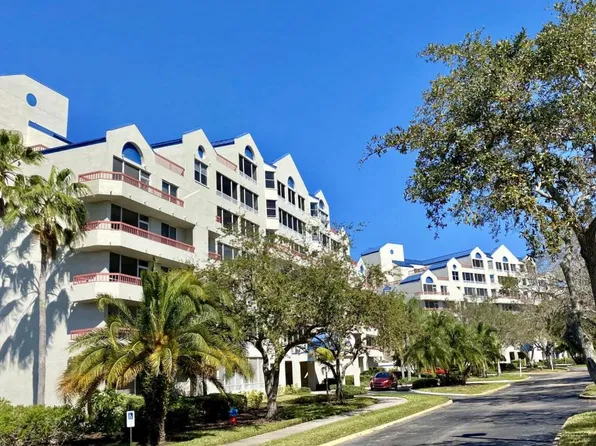 2333 Feather Sound Dr, Clearwater, FL