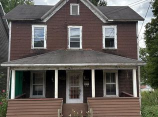 2004 Philadelphia Ave, Northern Cambria, PA 15714