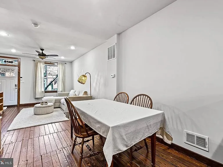 3523 Gough St — Photo 16