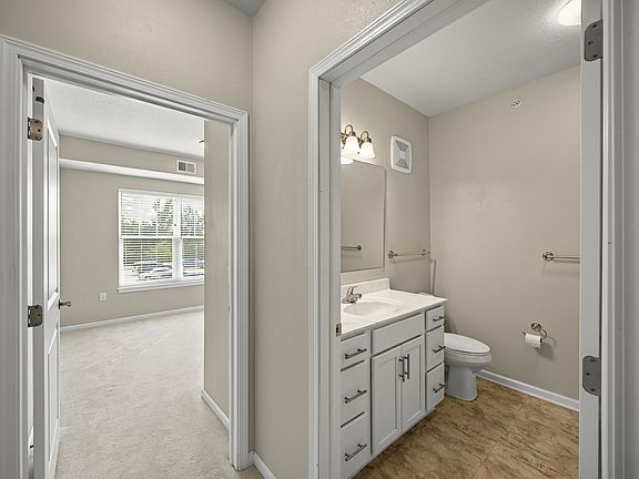 2nd image of 1427 34th Ave SW #221
