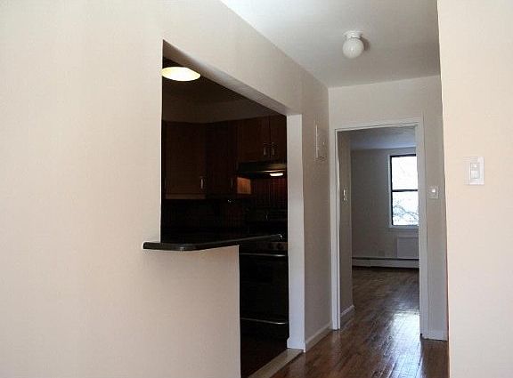 4th image of 57 Carroll St #1R