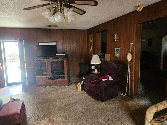 5th image of 6251 SE Varck Rd