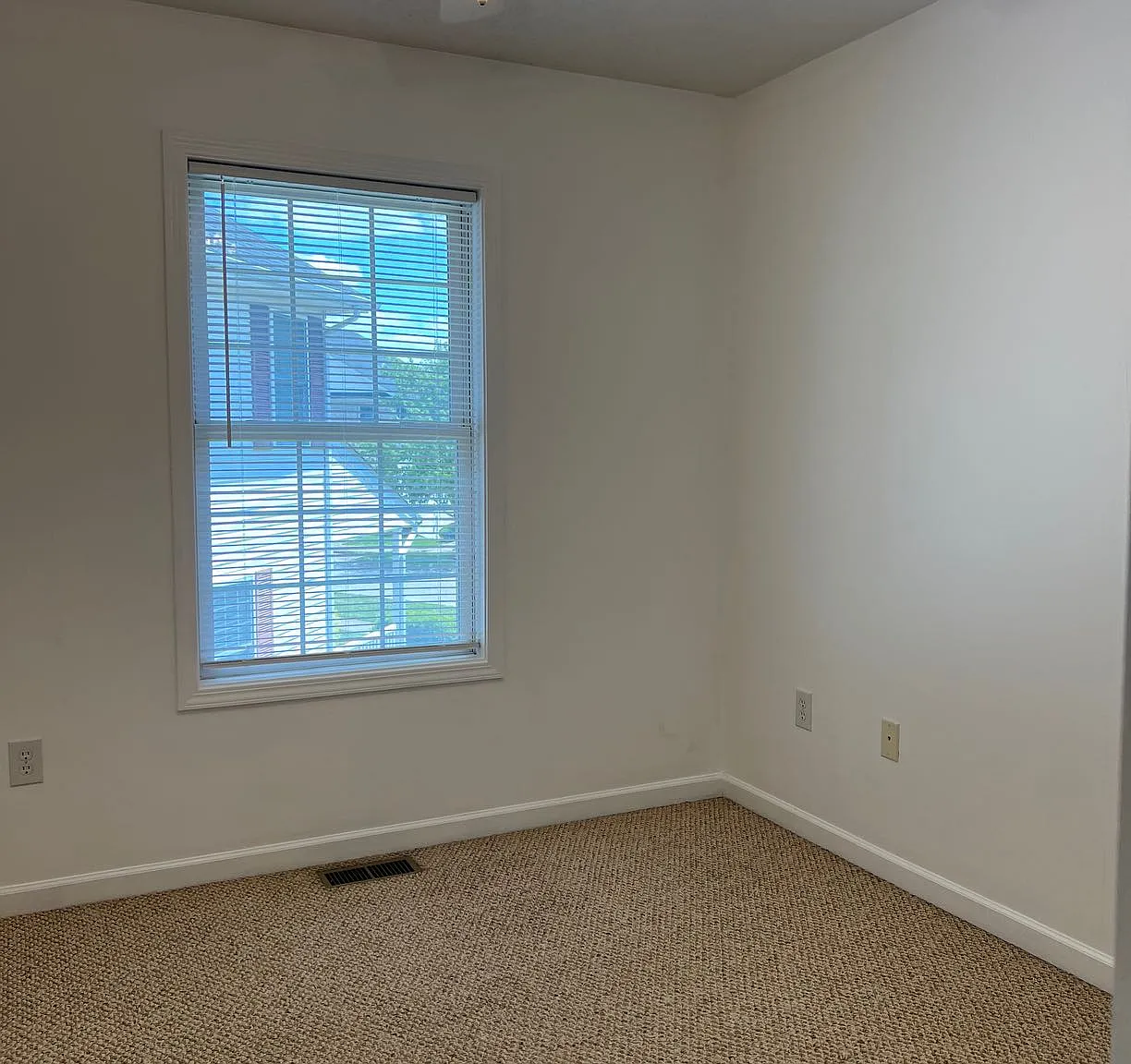 3803 Cobble Creek — Photo 2