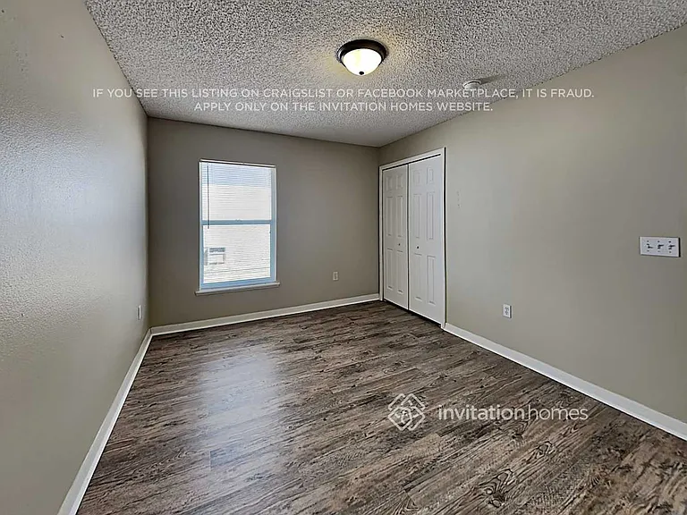 15955 Wilkinson Dr — Photo 11