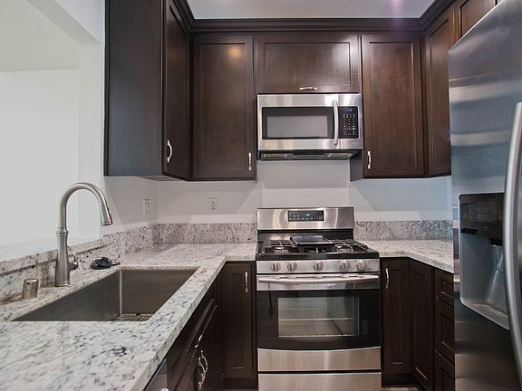 5th image of 23615 Del Monte Dr Unit 343