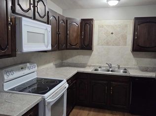 815 S Pinecrest St, Wichita, KS 67218