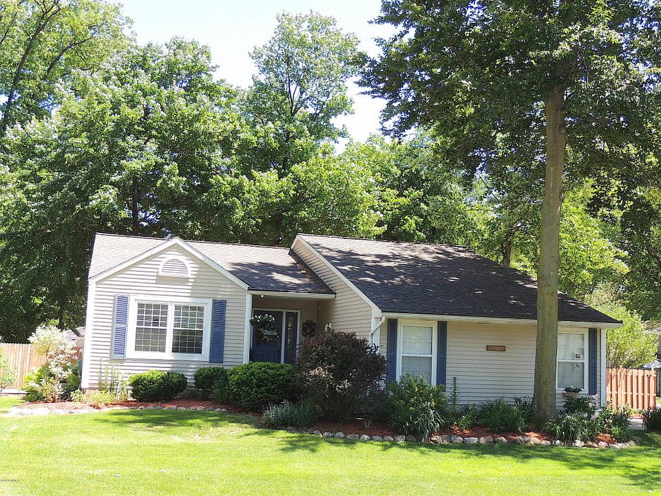 1st image of 4580 Summer Creek Ln SE