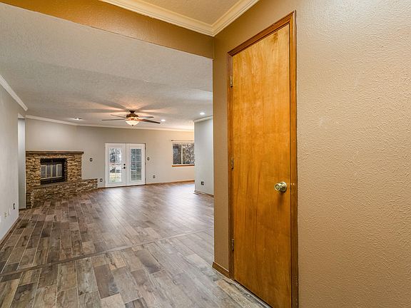 3rd image of 5710 Vista Bonita NE