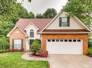 12608 Cardinal Point Rd, Charlotte, NC 28269