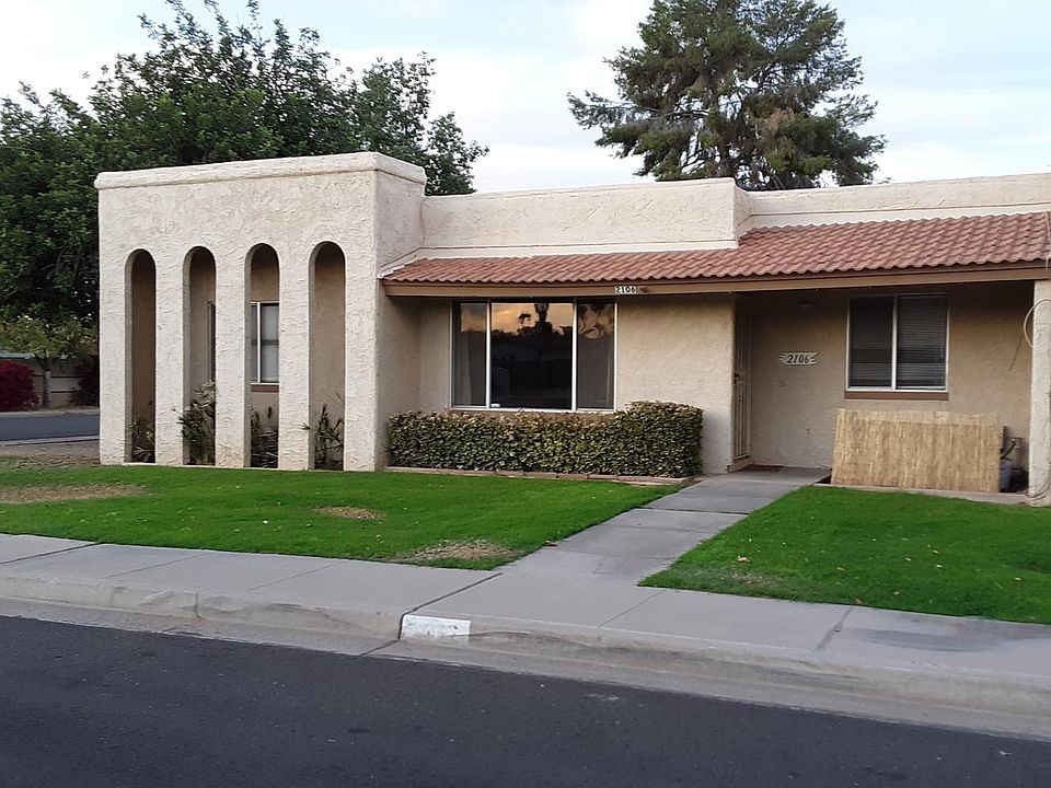 1st image of 2106 E Ellis Dr