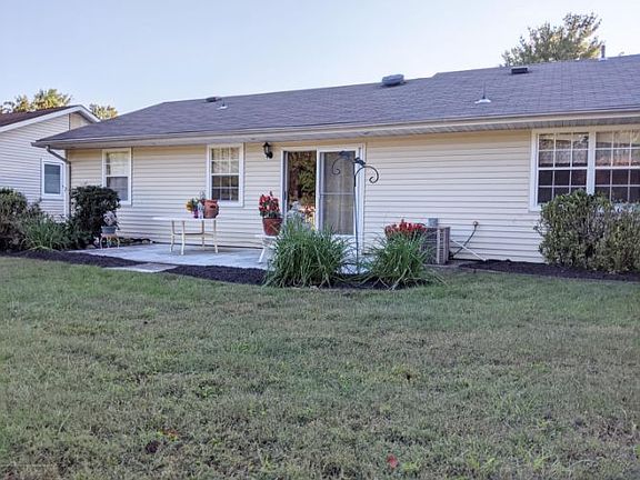 3rd image of 134B Sunflower Dr #1002