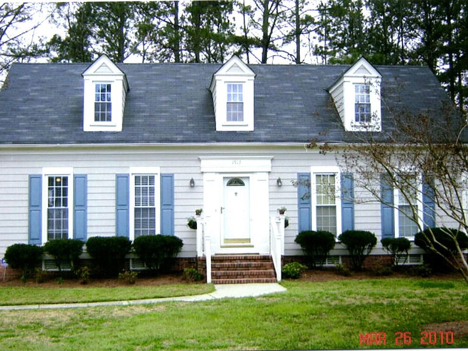 1513 Forest Trace Drive