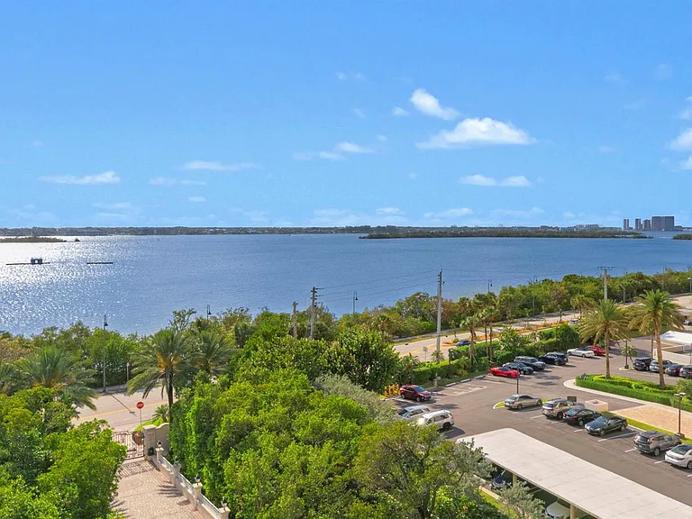 5310 N Ocean Dr #601 — Photo 35