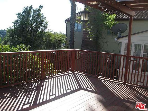 4th image of 2288 Moreno Dr