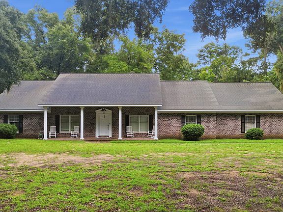 2nd image of 78 Sandpiper Ln.