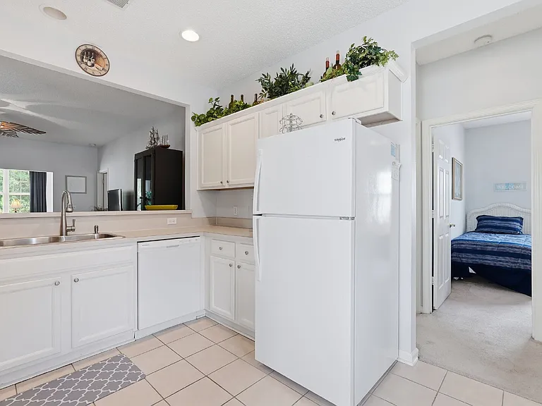 149 Lazy Daisy Dr — Photo 10