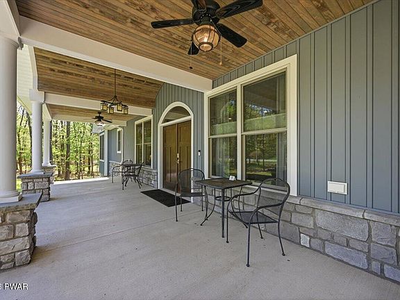 3rd image of 115 Ridgewood Ln