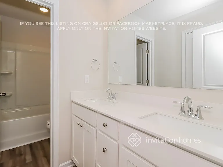 364 Hollingswood Dr — Photo 13