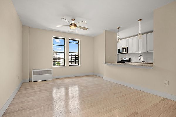 1st image of 5008 Broadway APT 6I