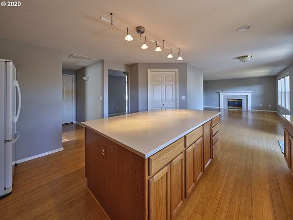 5th image of 9216 NE 92nd St