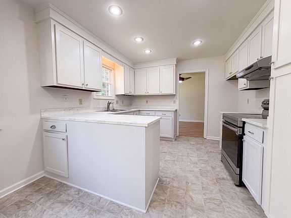 2nd image of 114 Blake Dr